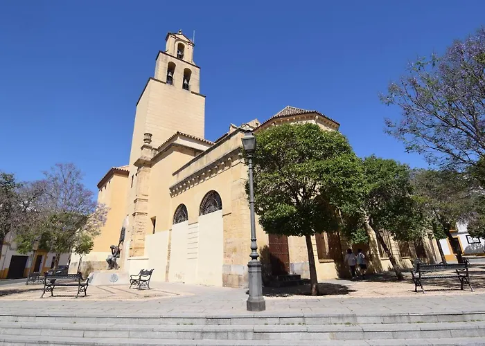 Atico Aguayos Con Parking Gratis Apartment